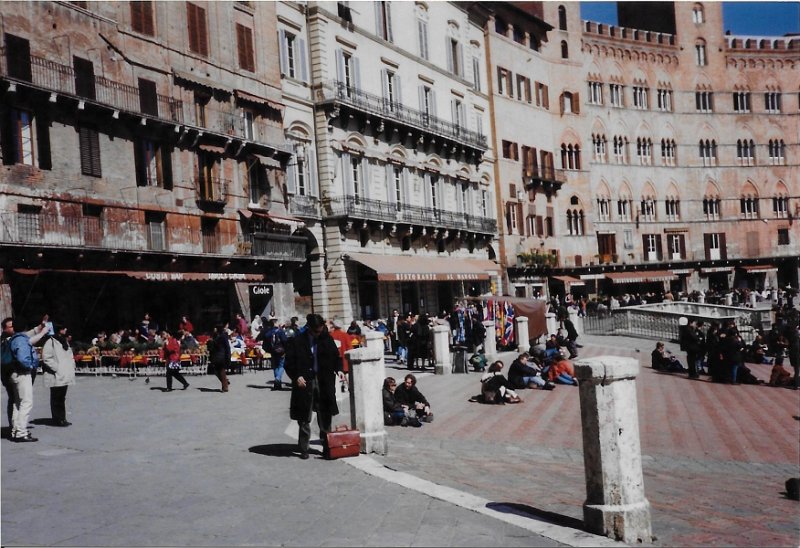 199803xx - 078 Venice, Florence, Rome.jpg